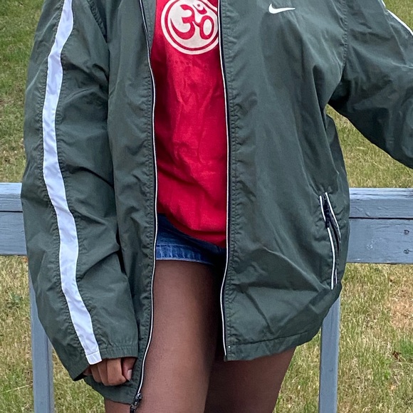 Nike Jackets & Blazers - Oversized Vintage Nike Windbreaker